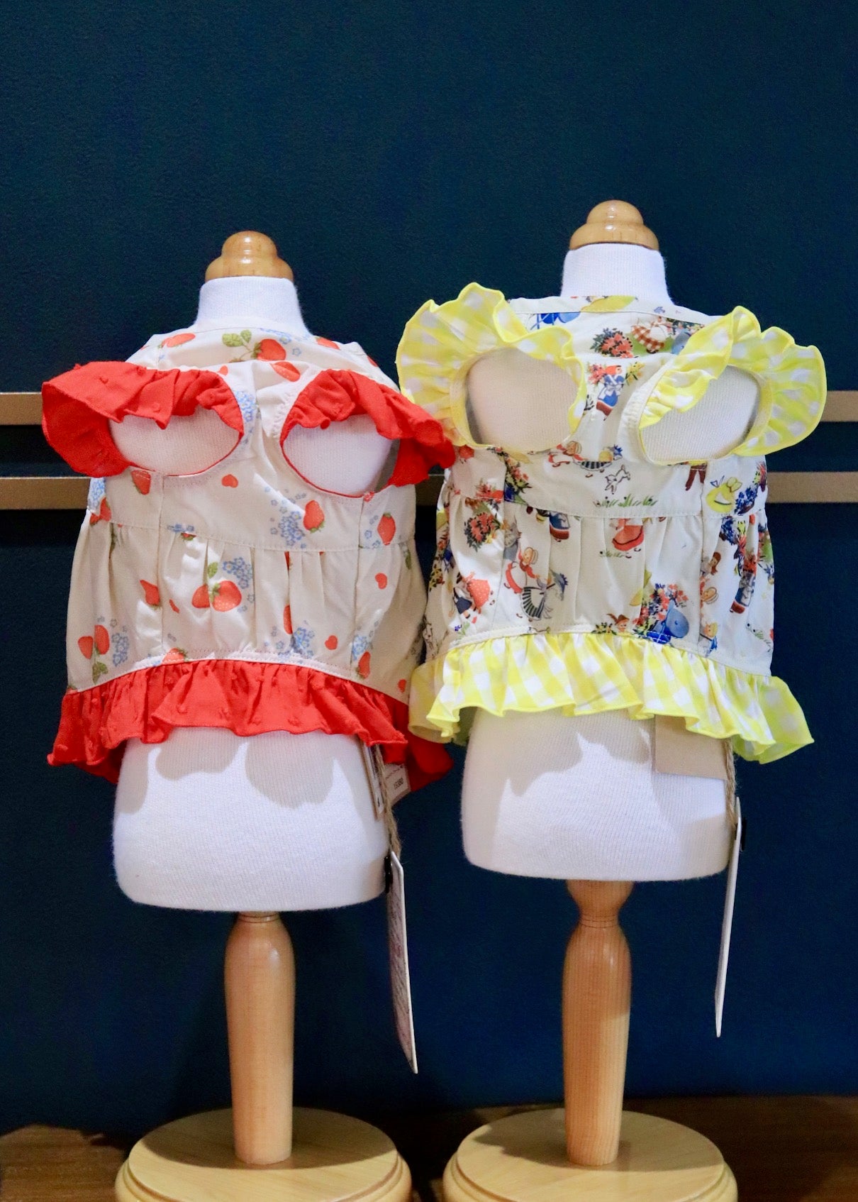 ピニーエプロンドレス