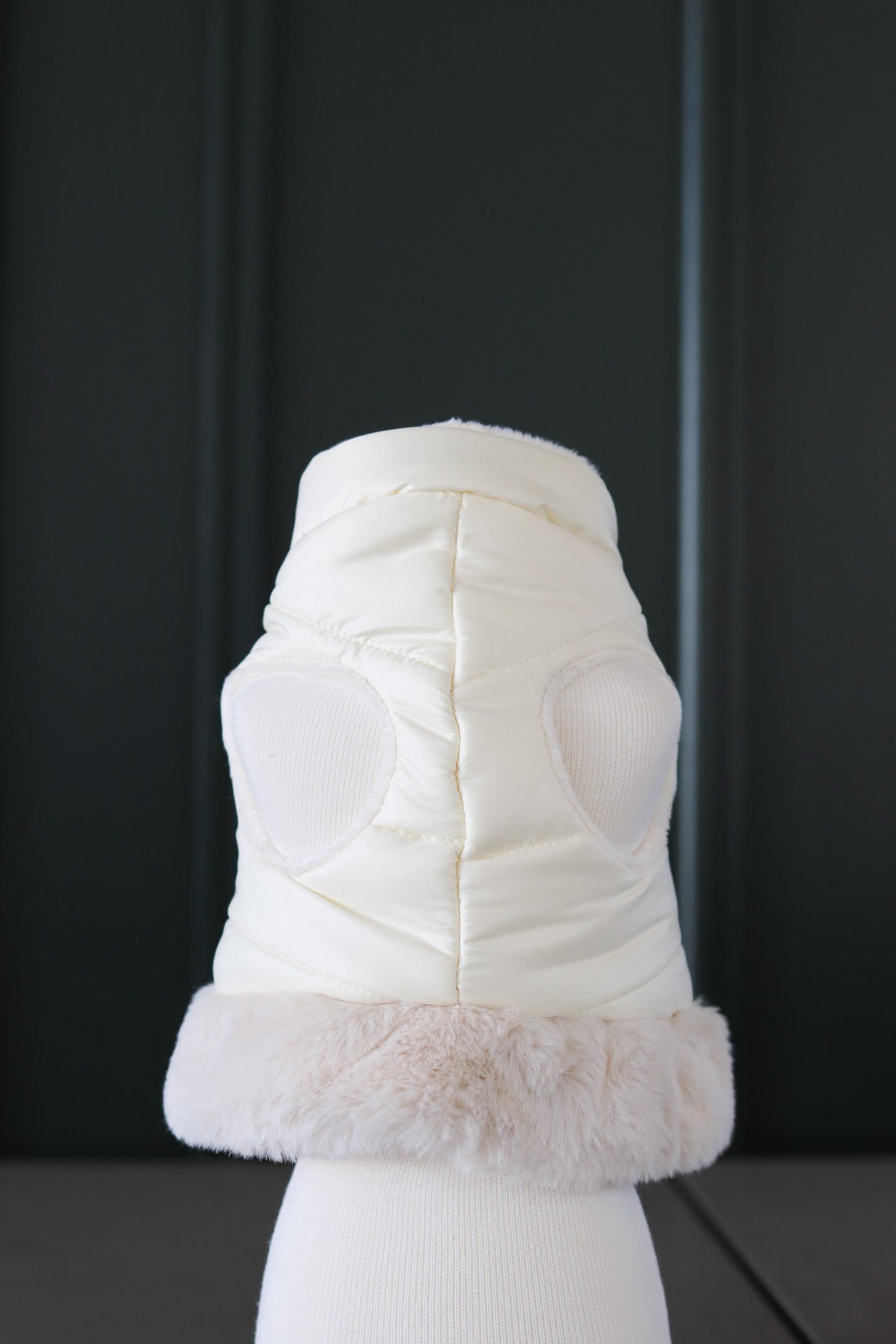 PUFFER HARNESS WITH STUDS