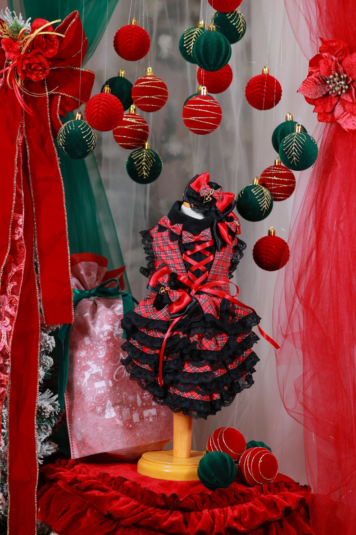 タータンチェックブラックベアーワンピース